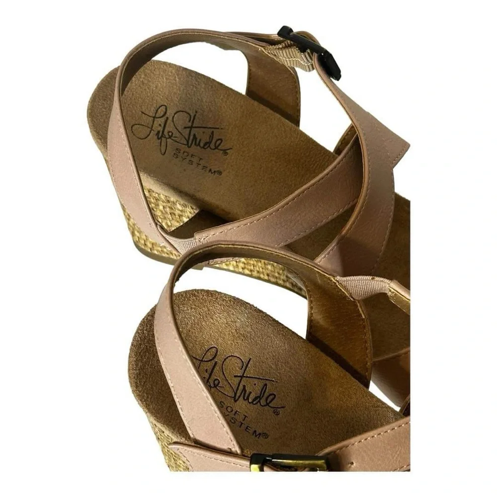 LifeStride Women’s Harbor Faux Leather Strappy Wedge Sandals - Picture 6 of 7
